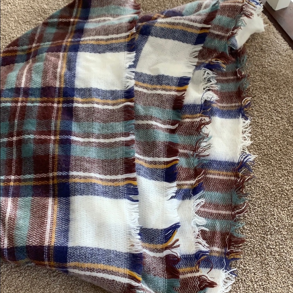 Target scarf - Picture 2 of 2